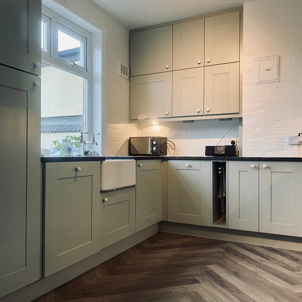 Kitchen Benjamin Moore Scuff-X Fieldstone